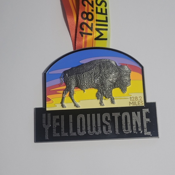 Yes.Fit - Yellowstone 128.2 Miles Fitness Medal - Add to Your Collection - Picture 1 of 4